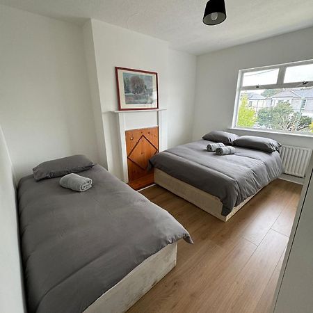 Nice Triple Room At 2 Iveragh Rd-7 Дъблин Екстериор снимка
